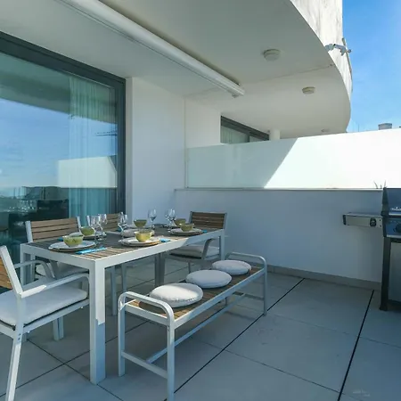 Apartment Newly Produced And Modern With Large Terrace Fuengirola