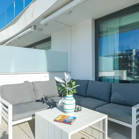 Newly Produced And Modern With Large Terrace Fuengirola